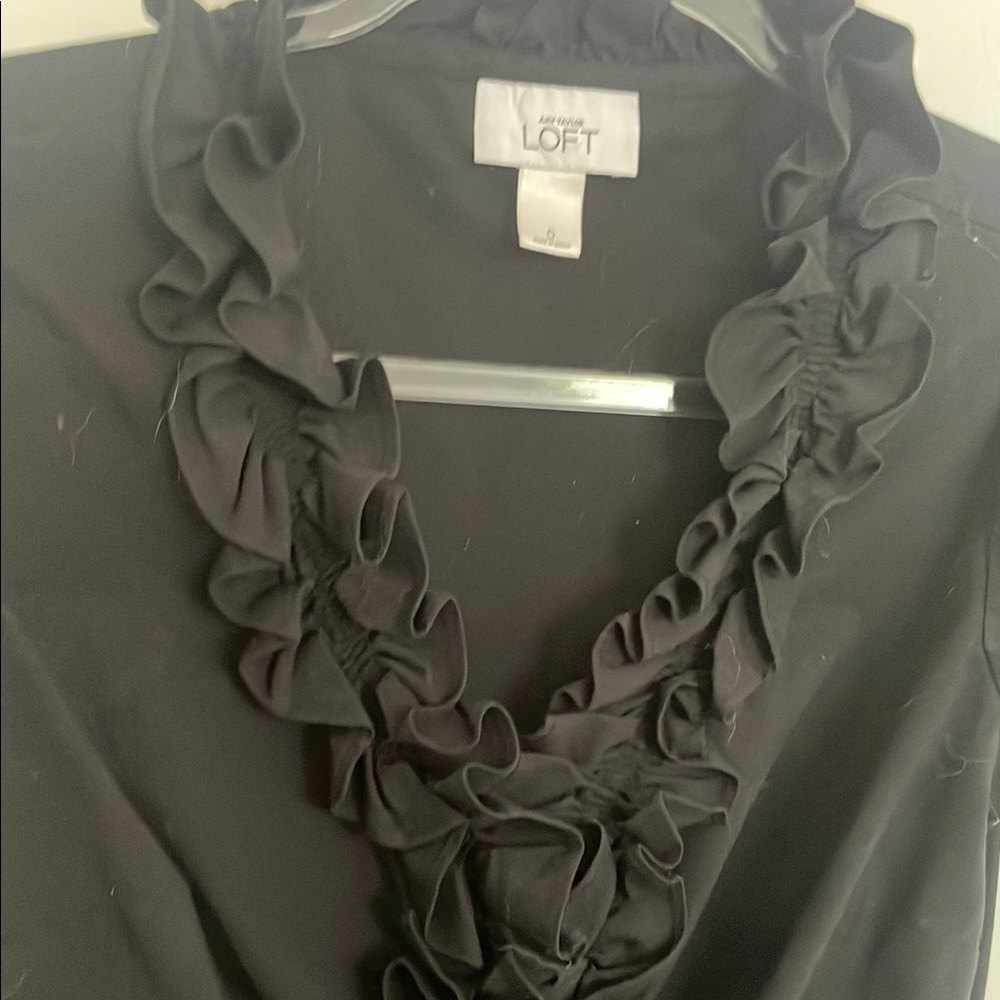 LOFT Women's Black Ruffled Top - Picture 3 of 5